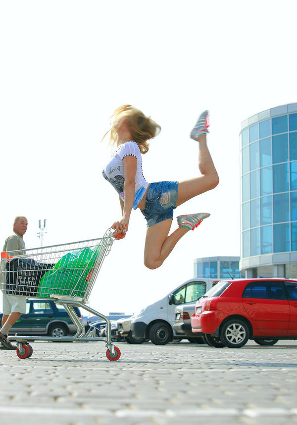 Инна, 24 года, 0 размер груди